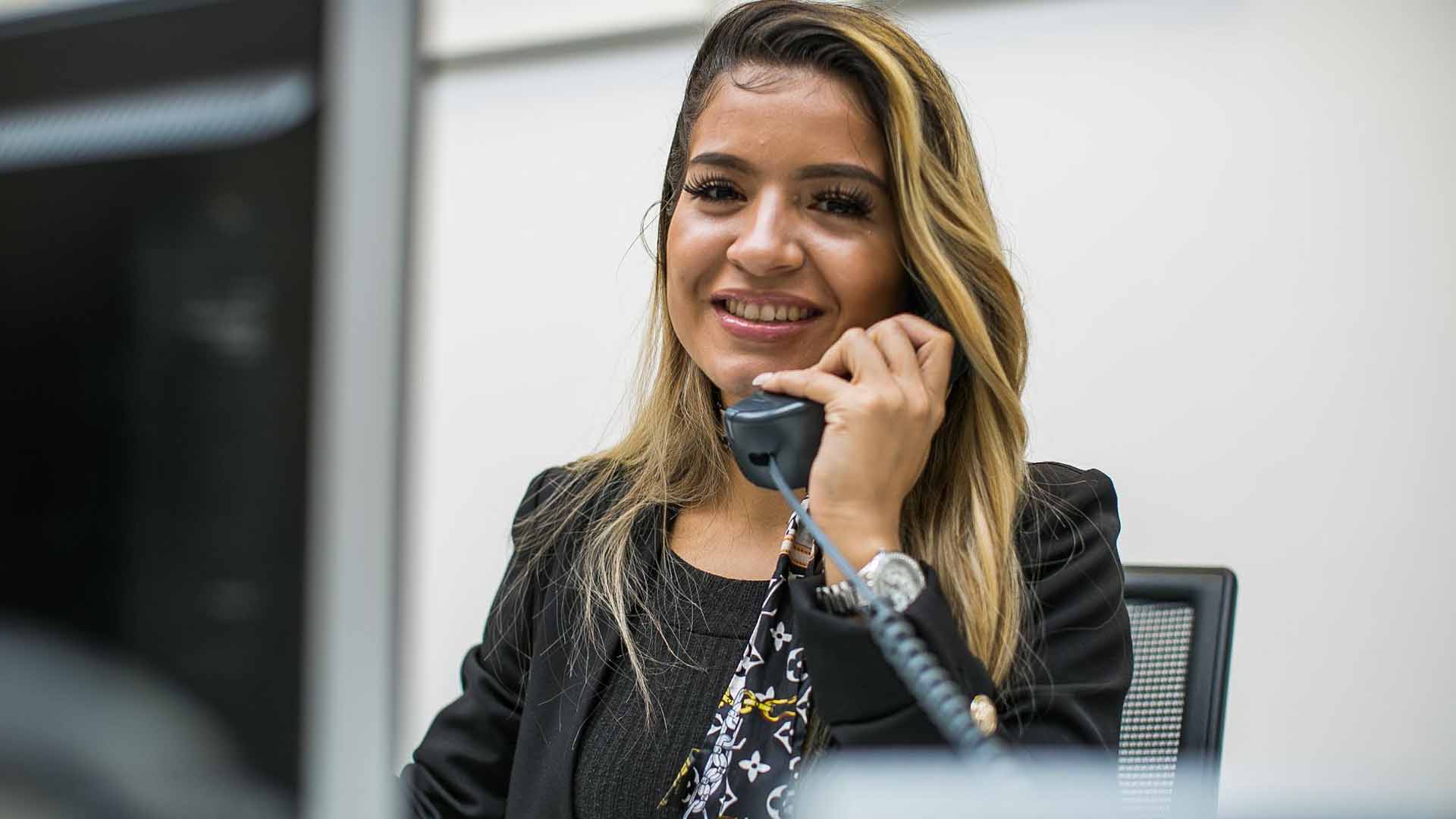 ashworth_receptionist.jpg